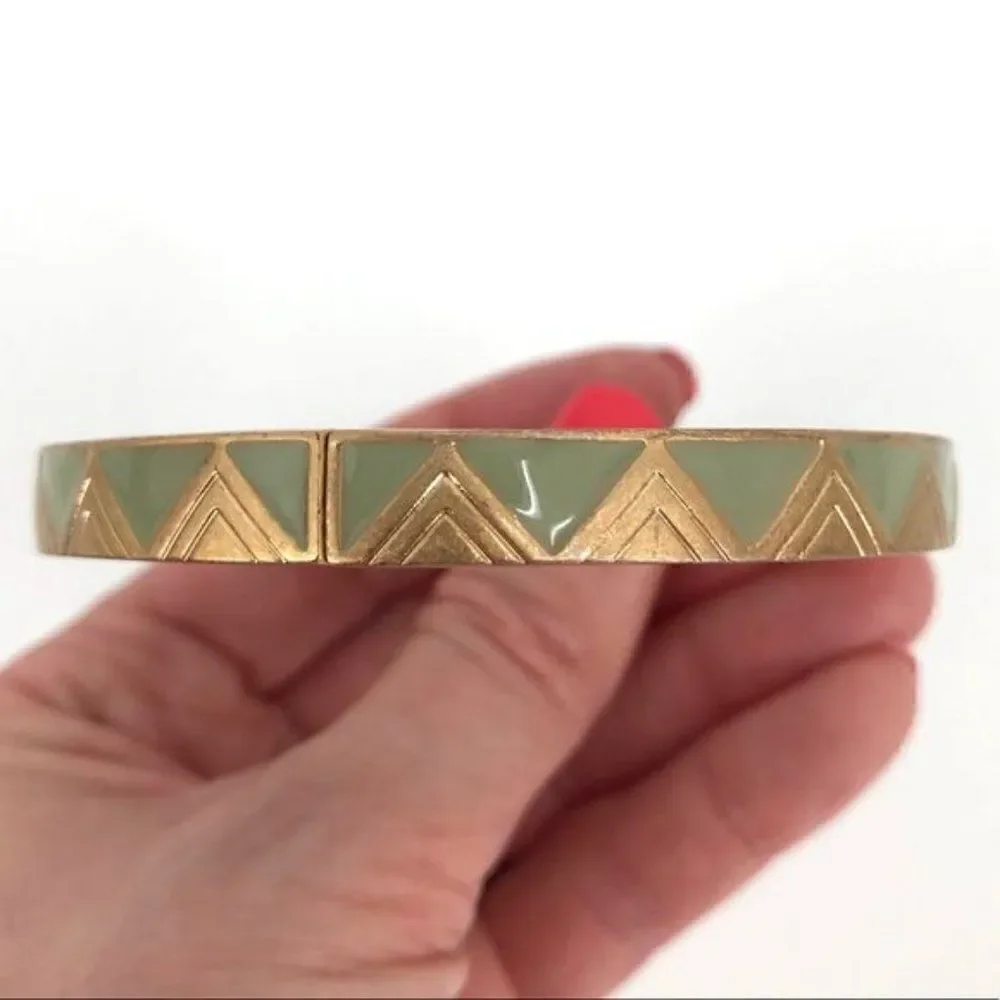Lia Sophia “On Point” gold tone green bangle bracelet tribal aztec size medium‎